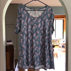 LuLaRoe Feather Print Perfect T